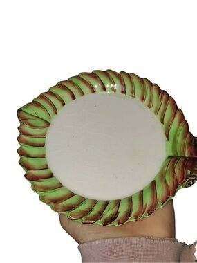 Vintage leaf shaped plate